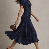 Adriana - Robe midi en satin à rayures vintage
