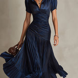 Adriana - Robe midi en satin à rayures vintage