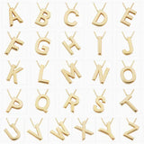 Collier avec des initiales de lettres d'amour