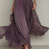Flavia - Robe longue violette avec décolleté en clé et bord en dentelle de chiffon