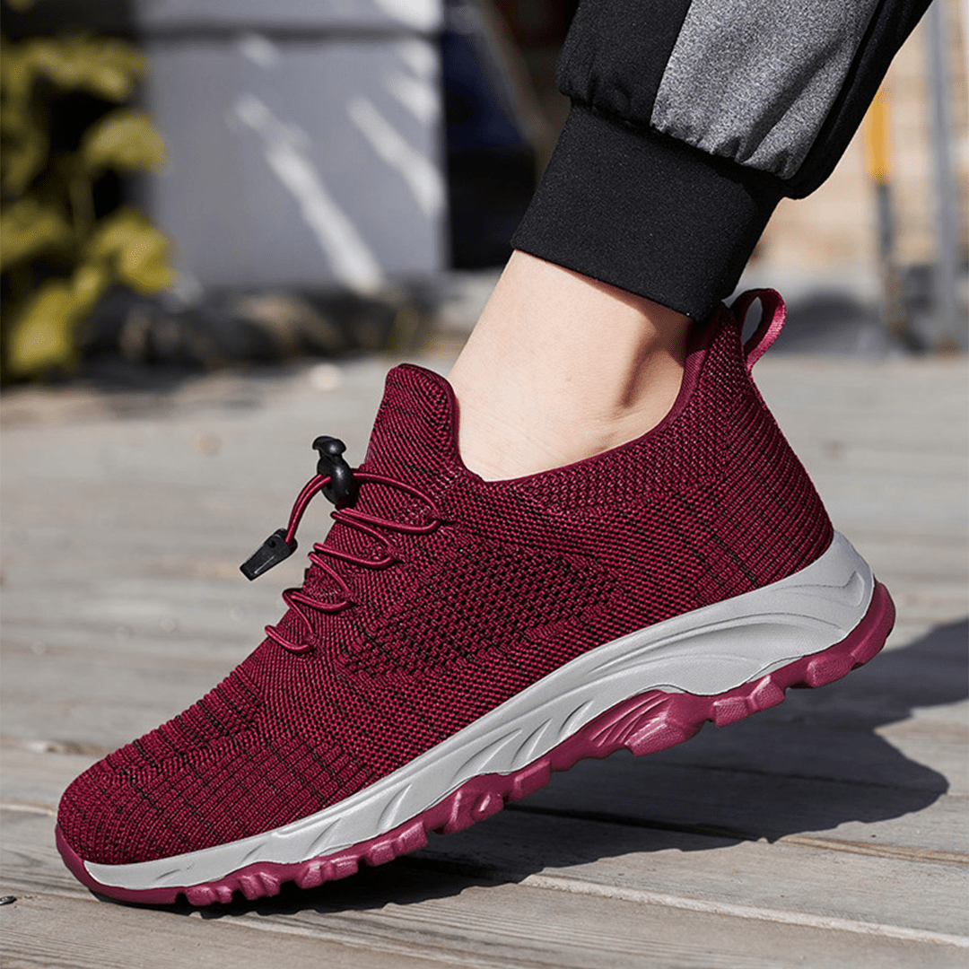 À l'Aise | Chaussures Orthopédiques Mesh Steinmetz Sans Mains - Amélie Delaire