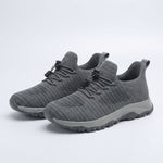 À l'Aise | Chaussures Orthopédiques Mesh Steinmetz Sans Mains - Amélie Delaire