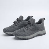 À l'Aise | Chaussures Orthopédiques Mesh Steinmetz Sans Mains - Amélie Delaire