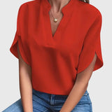 Isabelle | Chemise V Neck Douce et Élégante - Amélie Delaire