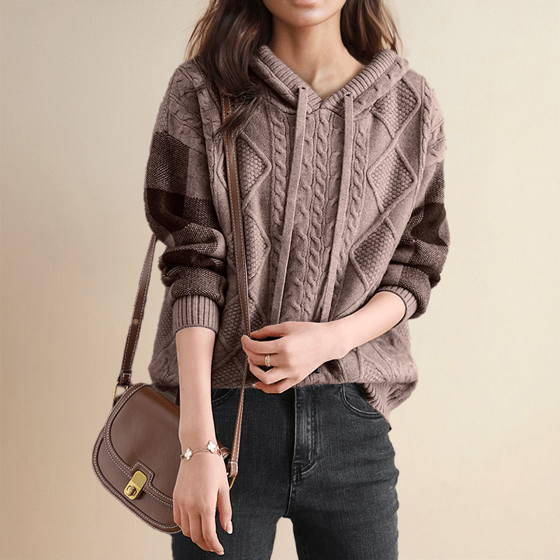 Julie | Pull à Capuche en Tricot Cable - Amélie Delaire